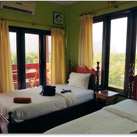 Vang Vieng Mountain View Hotel מראה חיצוני תמונה