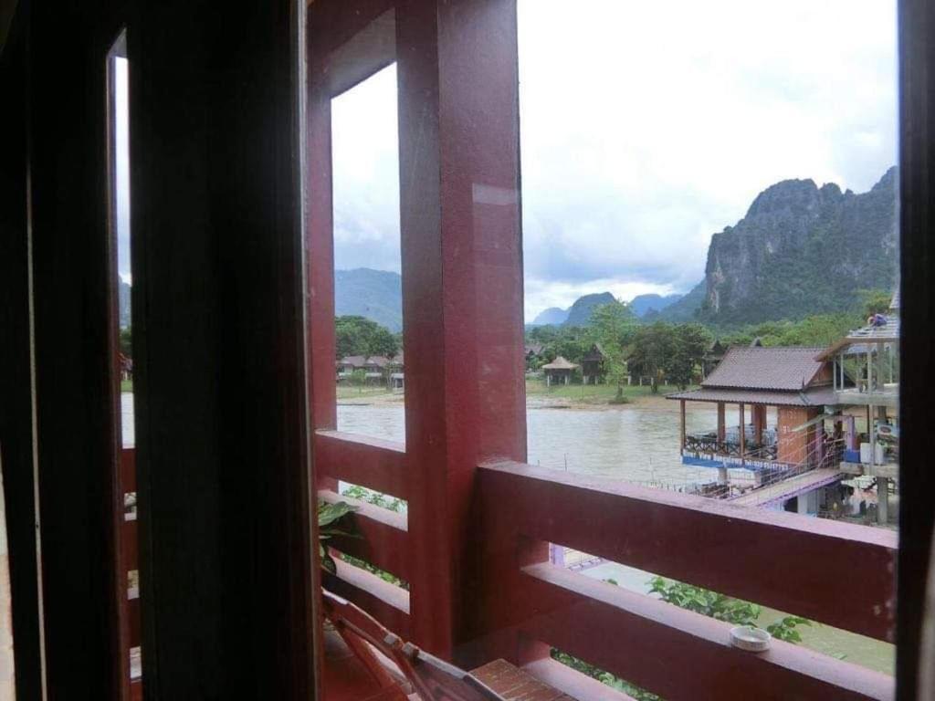 Vang Vieng Mountain View Hotel מראה חיצוני תמונה
